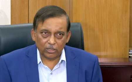 ‘আমরা সন্ত্রাসীদের ধরছি, রাজনৈতিক ব্যাপার নেই’