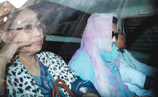 খালেদা জিয়ার সঙ্গে পরিবারের সদস্যদের সাক্ষাৎ