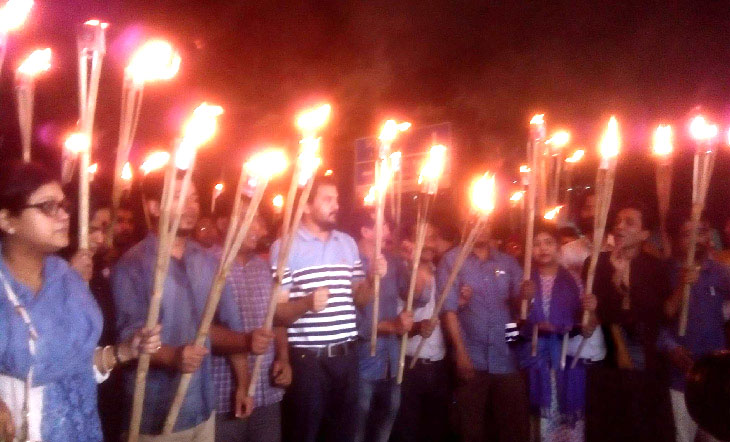 জাফর ইকবালের উপর হামলা, গণজাগরণ মঞ্চের বিক্ষোভ